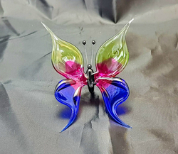 Motýl stojící
Žlutá - růžová - modrá