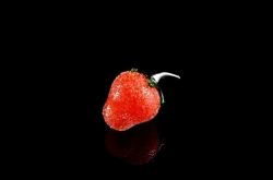 Maxi ovoce - Jahoda  8,5x5 cm